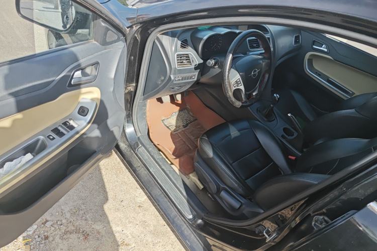 Used Haima Fumei 2014 M5 1.6L Manual Elite Model Driver Seat