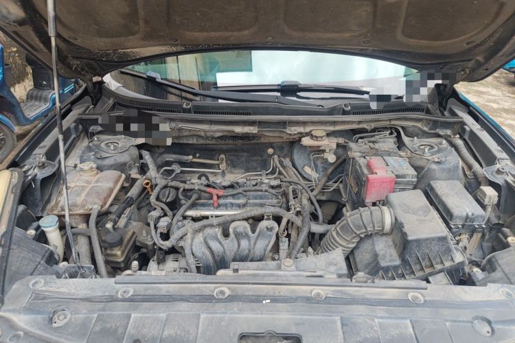 Used Haima Fumei 2014 M5 1.6L Manual Elite Model Engine Bay