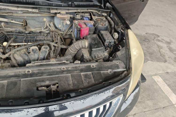 Used Haima Fumei 2014 M5 1.6L Manual Elite Model Engine Bay Left