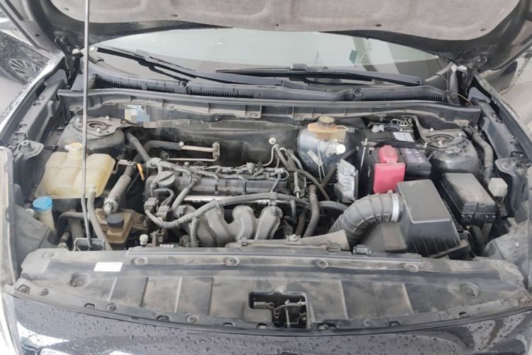 Used Haima Fumei 2014 M5 1.6L Automatic Elite Model Engine Bay