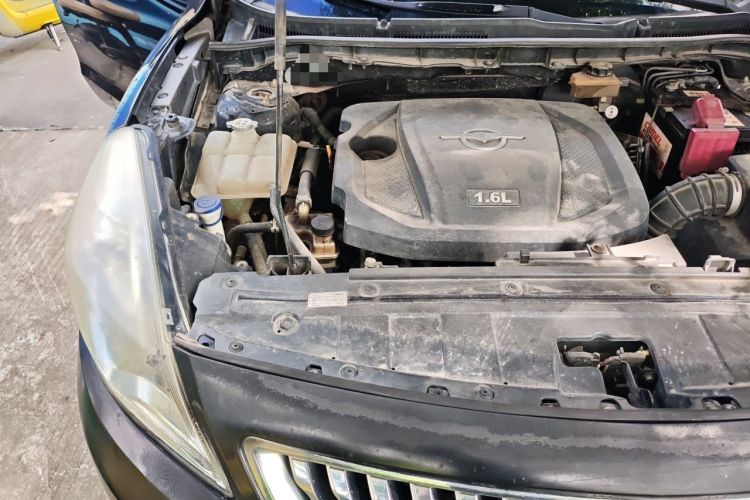Used Haima Fumei 2014 M5 1.6L Automatic Elite Model Engine Bay Right