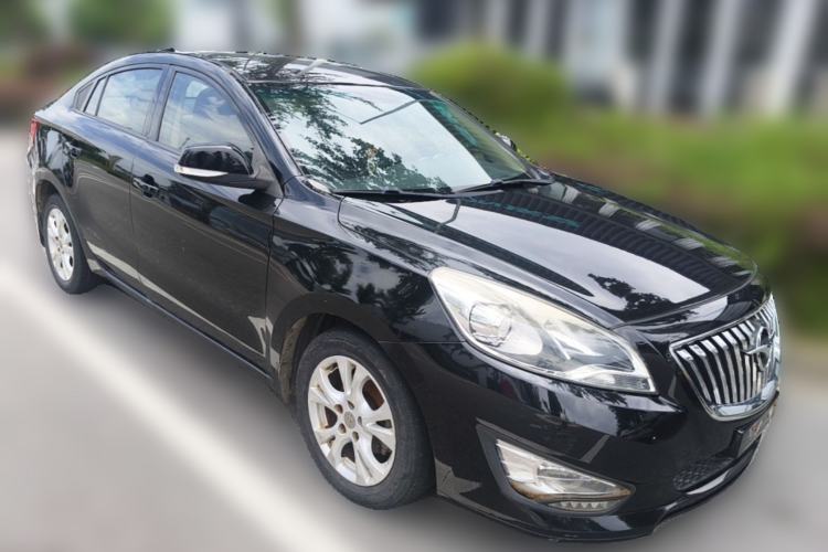 Used Haima Fumei 2014 M5 1.6L Automatic Elite Model Front Right 45 Deg