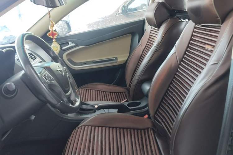 Used Haima Fumei 2014 M5 1.6L Automatic Elite Model Left Front Seat