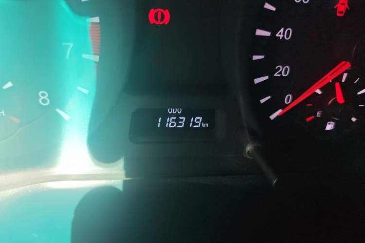 Used Haima Fumei 2014 M5 1.6L Manual Fashion Edition Odometer Close Up