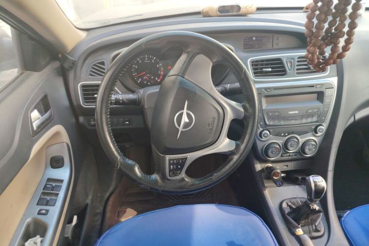Used Haima Fumei 2014 M5 1.6L Manual Elite Model Steering Wheel