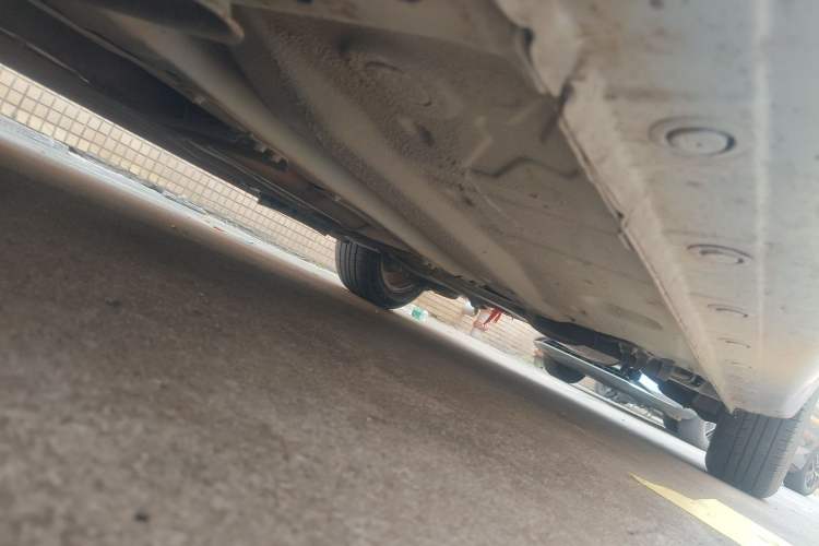 Used Haima Fumei 2014 M5 1.6L Manual Elite Model Chassis Front Left