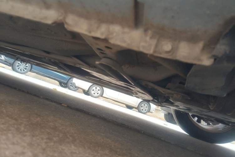 Used Haima Fumei 2014 M5 1.6L Manual Elite Model Chassis Front Right