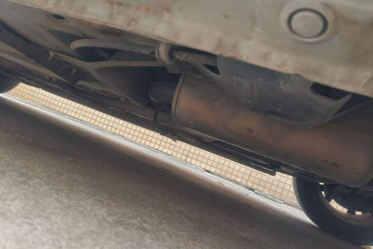 Used Haima Fumei 2014 M5 1.6L Manual Elite Model Chassis Rear Left