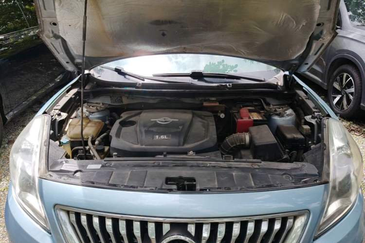 Used Haima Fumei 2014 M5 1.6L Manual Standard Model Engine Bay