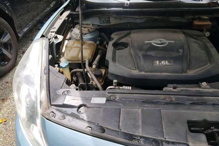 Used Haima Fumei 2014 M5 1.6L Manual Standard Model Engine Bay Right