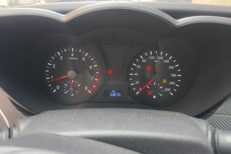Used Haima Fumei 2014 M5 1.6L Manual Elite Model Instrument Cluster