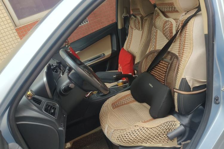 Used Haima Fumei 2014 M5 1.6L Manual Elite Model Left Front Seat