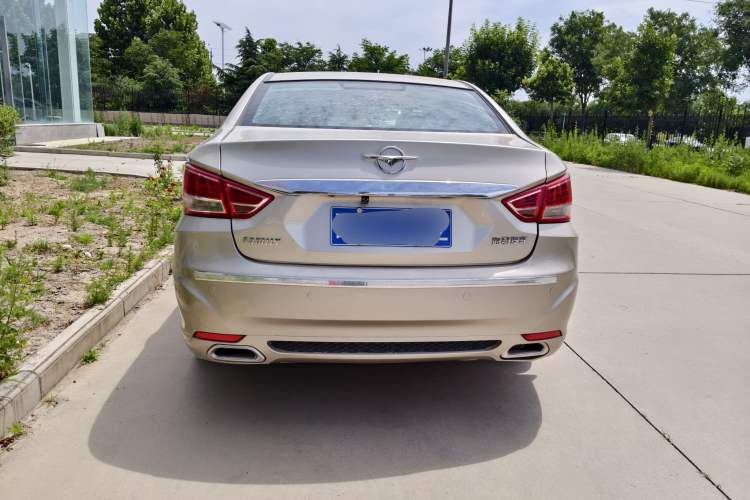 Used Haima Fumei 2014 M5 1.6L Manual Standard Model Exterior 4