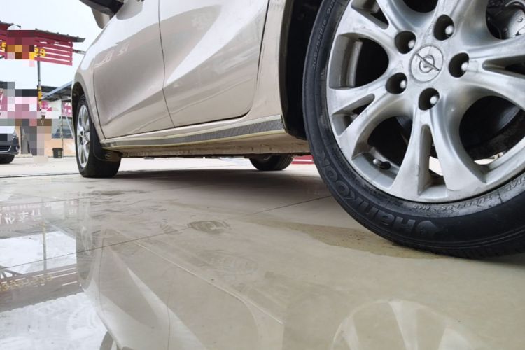 Used Haima Fumei 2014 M5 1.6L Manual Standard Model Left Side Sill