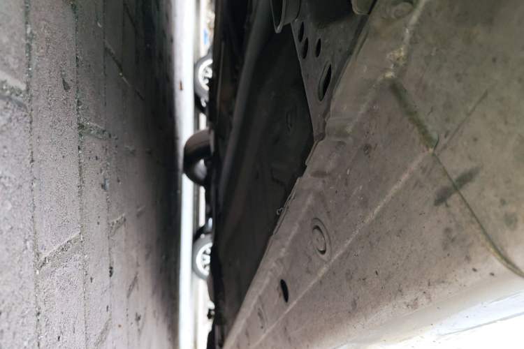 Used Haima Fumei 2014 M5 1.6L Manual Elite Model Chassis Front Left