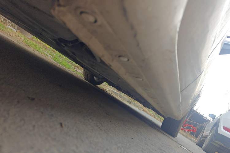Used Haima Fumei 2014 M5 1.6L Manual Elite Model Chassis Rear Right