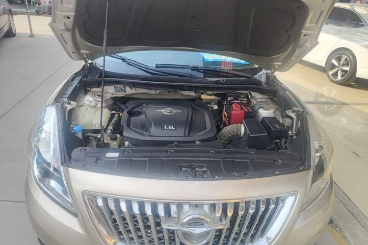 Used Haima Fumei 2014 M5 1.6L Manual Standard Model Engine Bay