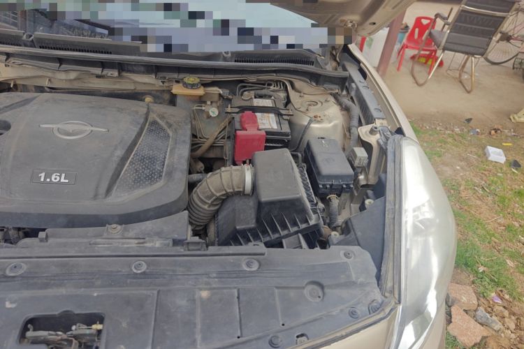 Used Haima Fumei 2014 M5 1.6L Manual Elite Model Engine Bay Left