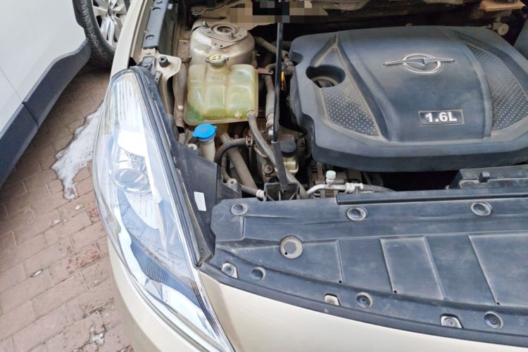 Used Haima Fumei 2014 M5 1.6L Manual Elite Model Engine Bay Right