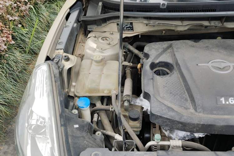 Used Haima Fumei 2014 Sedan 1.6L Manual Fashion Edition Engine Bay Right