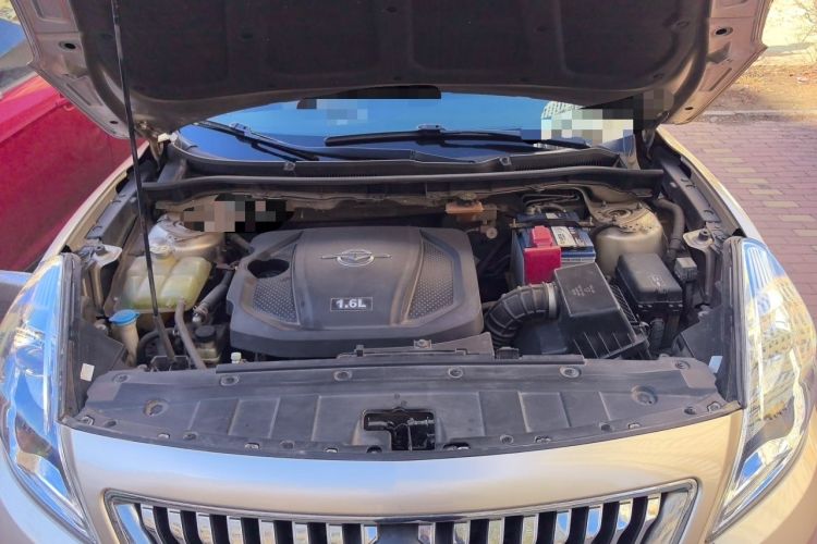 Used Haima Fumei 2014 M5 1.6L Manual Elite Model Engine Bay