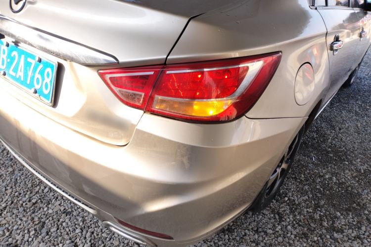 Used Haima Fumei 2014 M5 1.6L Manual Standard Model Exterior 1