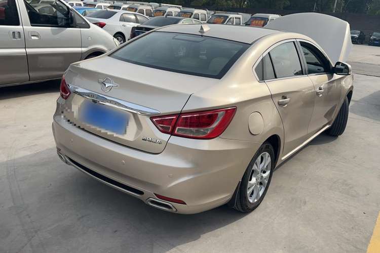 Used Haima Fumei 2014 M5 1.6L Manual Fashion Edition Exterior 3