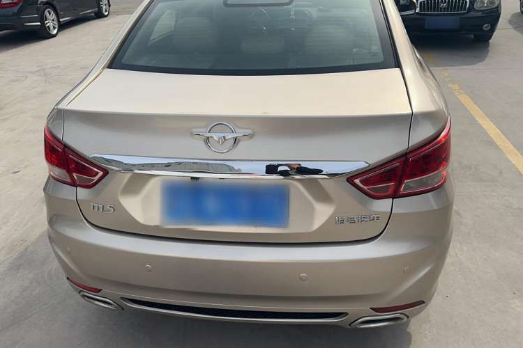 Used Haima Fumei 2014 M5 1.6L Manual Fashion Edition Exterior 4