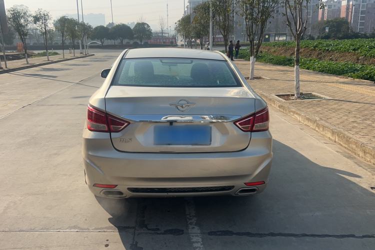 Used Haima Fumei 2014 M5 1.6L Manual Standard Model Exterior 7