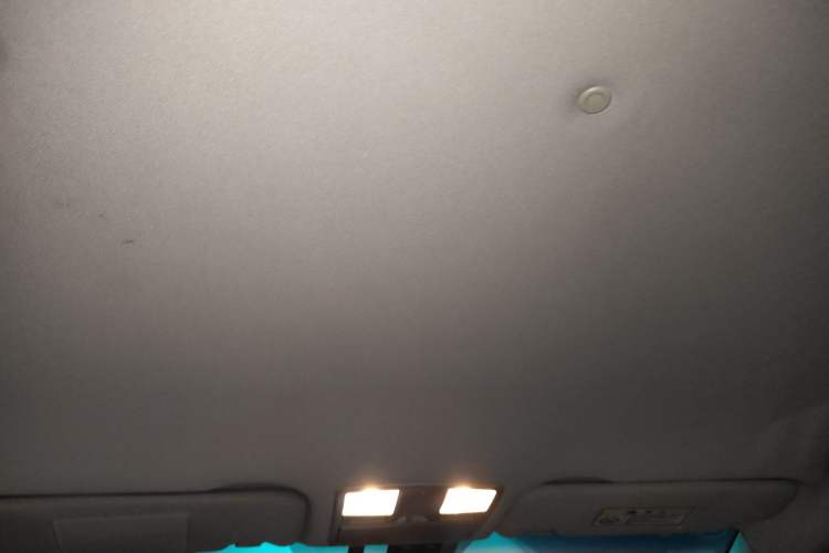 Used Haima Fumei 2014 M5 1.6L Manual Elite Model Headliner