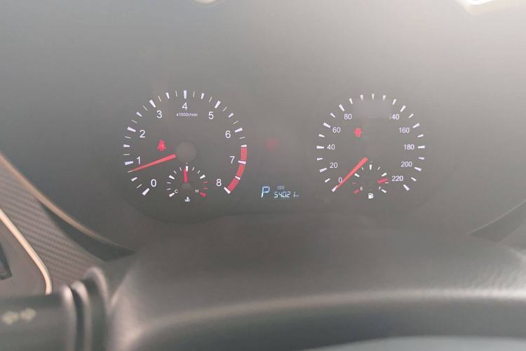 Used Haima Fumei 2014 M5 1.6L Automatic Elite Model Instrument Cluster