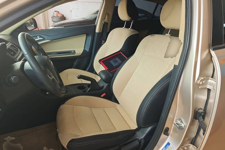 Used Haima Fumei 2014 M5 1.6L Automatic Elite Model Left Front Seat