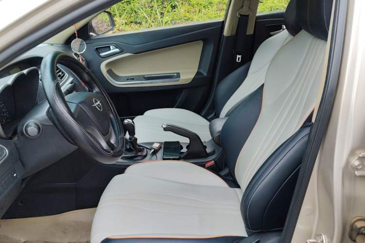 Used Haima Fumei 2014 Sedan 1.6L Manual Fashion Edition Left Front Seat
