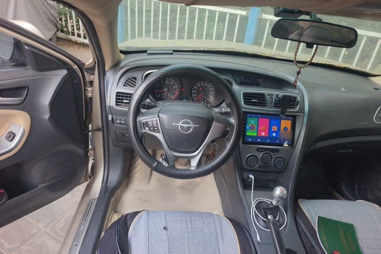 Used Haima Fumei 2014 M5 1.6L Manual Elite Model Steering Wheel