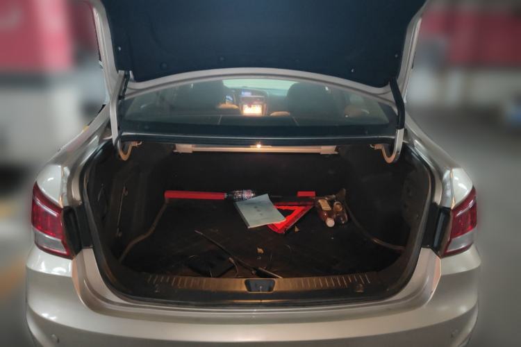 Used Haima Fumei 2014 M5 1.6L Manual Elite Model Trunk