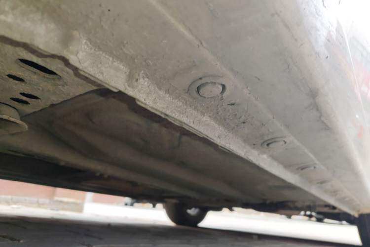 Used Haima Fumei 2014 M5 1.6L Manual Standard Model Chassis Front Left