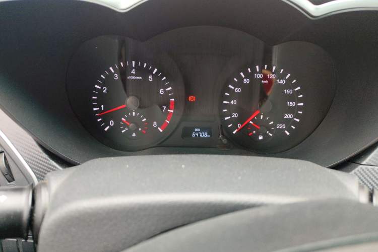 Used Haima Fumei 2014 M5 1.6L Manual Standard Model Odometer Close Up