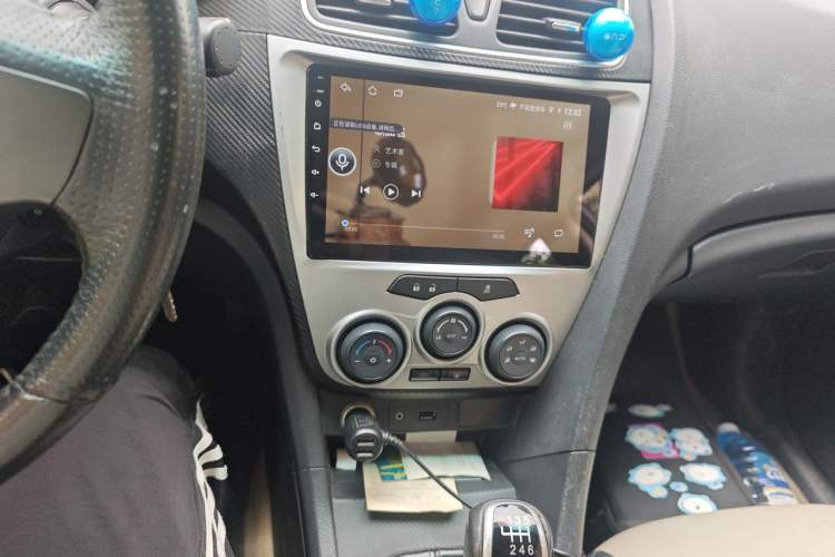 Used Haima Fumei 2014 M5 1.6L Manual Comfort Model Audio And AC Panel