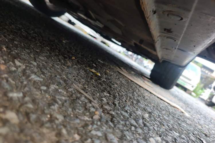 Used Haima Fumei 2014 M5 1.6L Automatic Elite Model Chassis Front Right