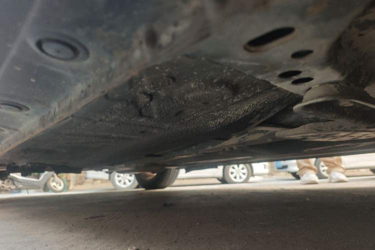 Used Haima Fumei 2014 M5 1.6L Automatic Elite Model Chassis Front Right