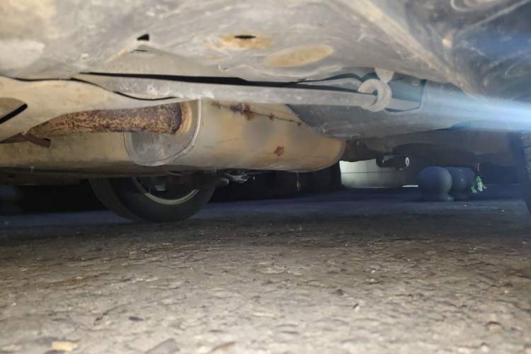 Used Haima Fumei 2014 M5 1.6L Automatic Comfort Model Chassis Rear Left