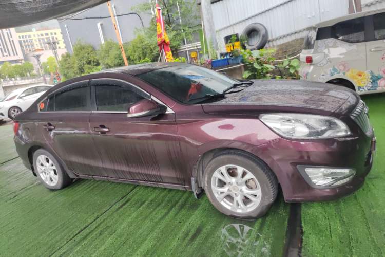 Used Haima Fumei 2014 M5 1.6L Manual Luxury Model Exterior 2