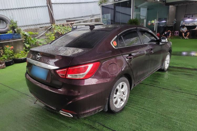 Used Haima Fumei 2014 M5 1.6L Manual Luxury Model Exterior 3