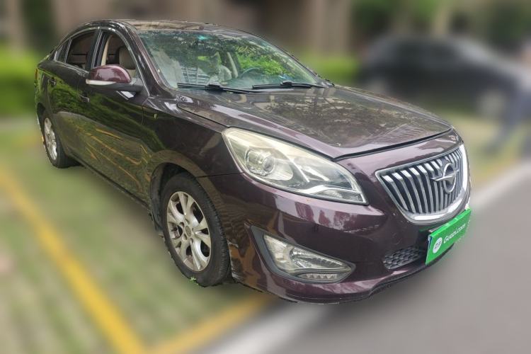 Used Haima Fumei 2014 M5 1.6L Manual Comfort Model Front Right 45 Deg