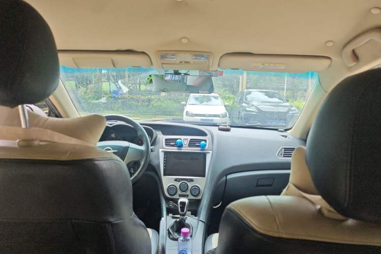 Used Haima Fumei 2014 M5 1.6L Manual Comfort Model Headliner
