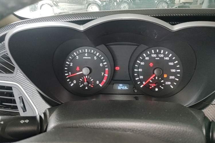 Used Haima Fumei 2014 M5 1.6L Manual Elite Model Instrument Cluster