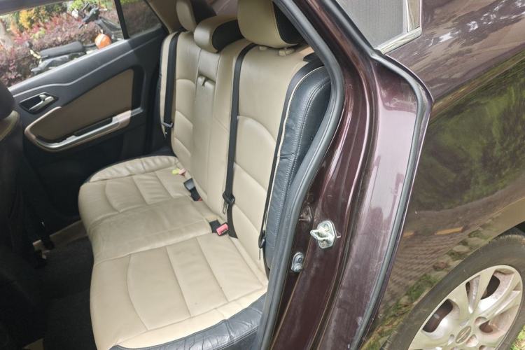 Used Haima Fumei 2014 M5 1.6L Manual Comfort Model Left Rear Seat