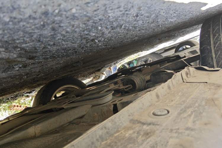Used Haima Fumei 2014 M5 1.6L Automatic Elite Model Chassis Rear Left