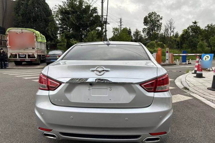 Used Haima Fumei 2014 M5 1.6L Automatic Comfort Model Exterior 4
