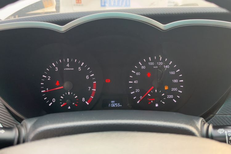 Used Haima Fumei 2014 M5 1.6L Manual Elite Model Odometer Close Up